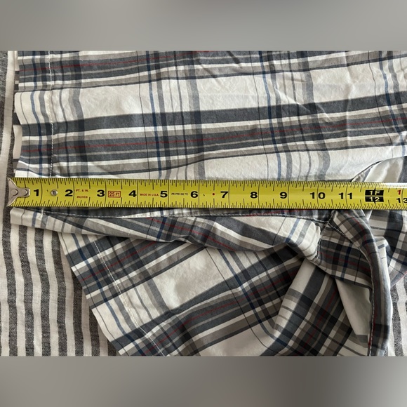 Dockers plaid men’s Shorts size 42. New with tags - Picture 3 of 5